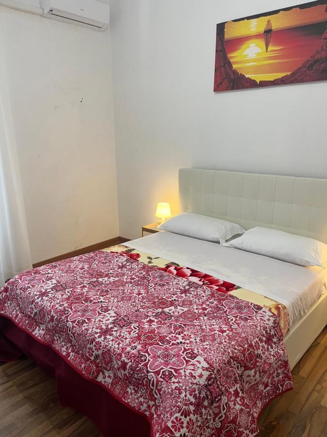 Colosseo Guest House Gil Рим Екстер'єр фото