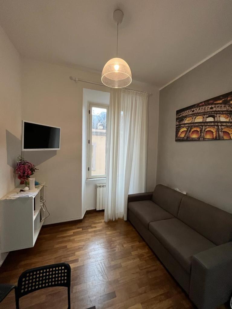 Colosseo Guest House Gil Рим Екстер'єр фото