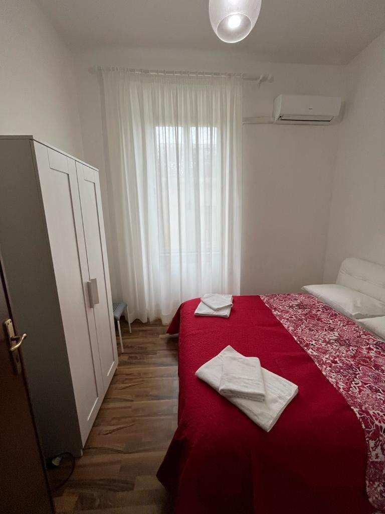 Colosseo Guest House Gil Рим Екстер'єр фото