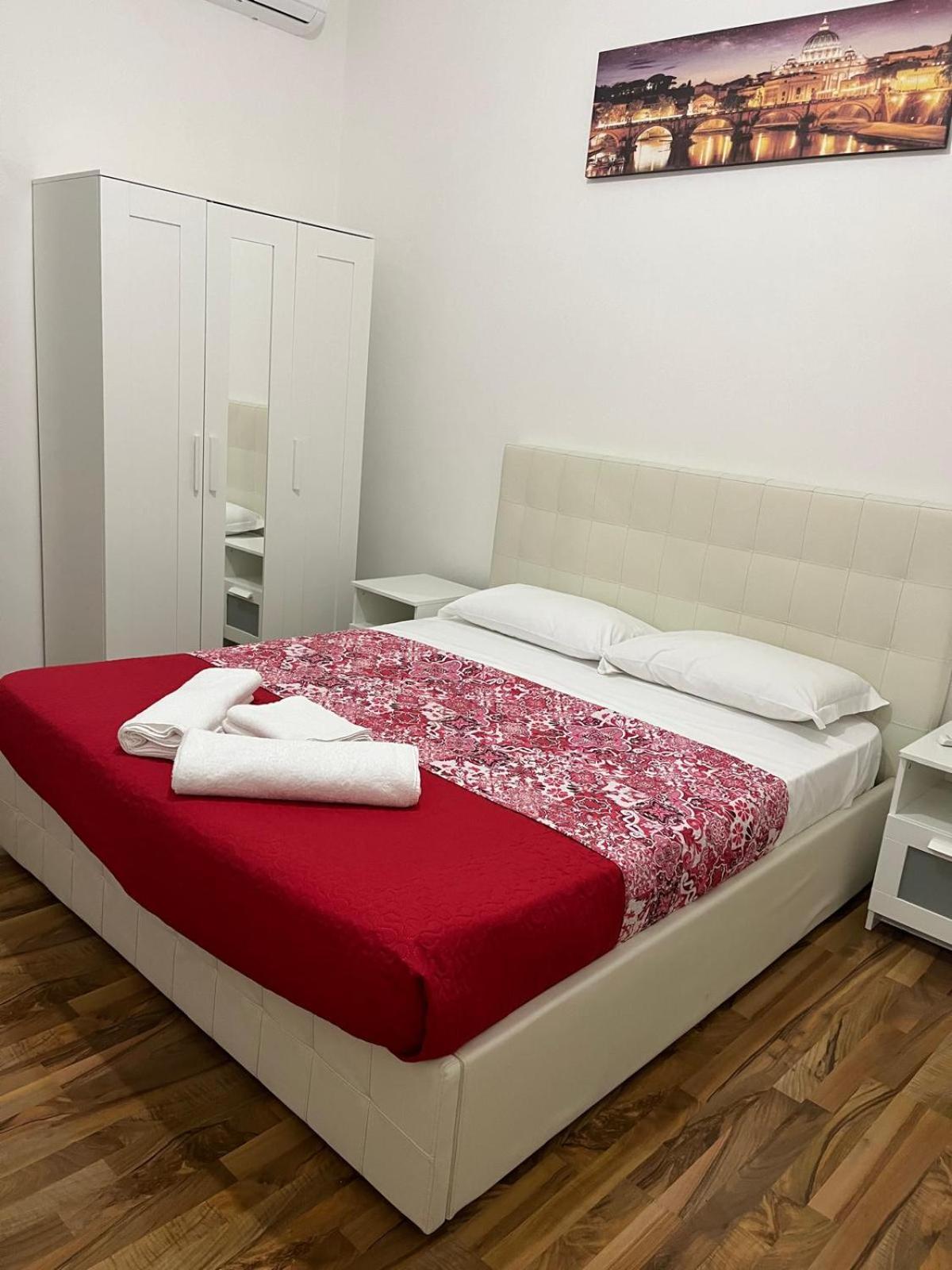 Colosseo Guest House Gil Рим Екстер'єр фото