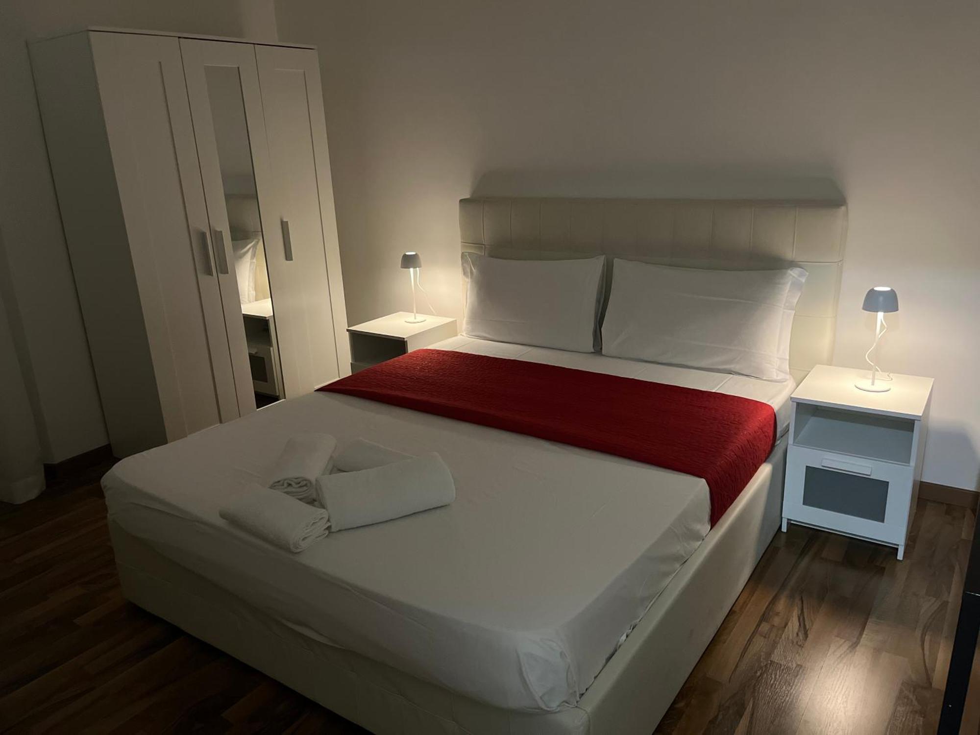 Colosseo Guest House Gil Рим Екстер'єр фото