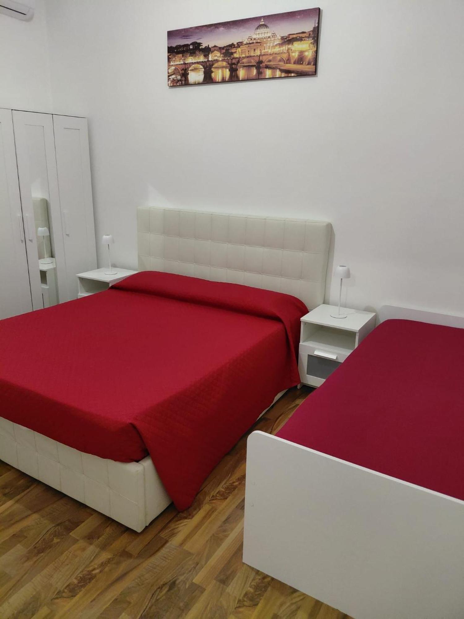 Colosseo Guest House Gil Рим Екстер'єр фото
